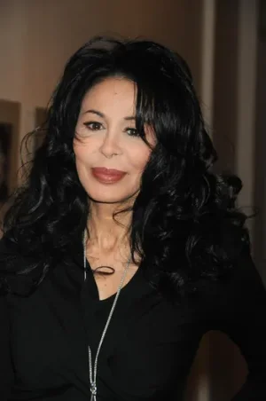 39283-yamina_benguigui.jpg