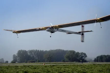 Solar-Impulse-Maroc-(2012-05-24).jpg