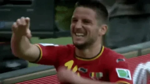 xUA7aZnxLJhNSuwyQ0.gif
