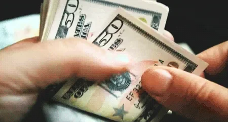 XZkqrQeqkxelW.gif