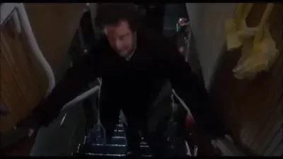7rHUQI.gif
