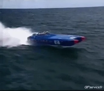 42770-offshore-power-boat-boats-video-gif-transport.gif