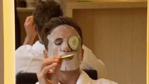 26BoE62drFb3KJFRK.gif