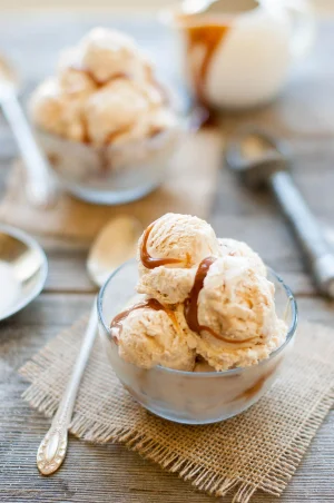 Salted-Caramel-Ice-Cream-3.jpg
