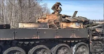 In the vicinity of Chernihiv Russian forces lost 3x T72B3  2 destroyed and one captured in wor...jpg