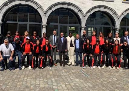 foot-féminin-.jpg foot-féminin-.jpg