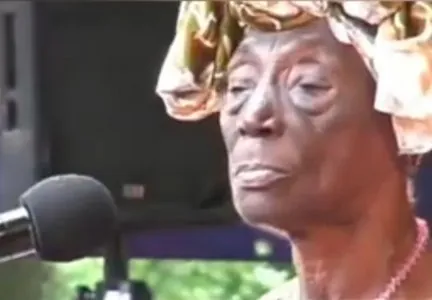 Screenshot_20220514-123002_YouTube.jpg
