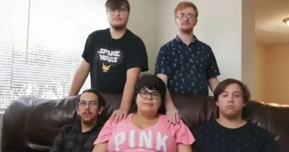 couv.jpg couv.jpg
