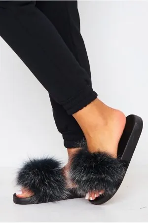 claquettes-noires-avec-fausse-fourrure-noirgris (1).jpg