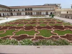 Agra_Red Fort29.jpg