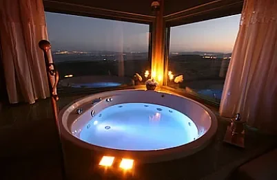 Jaccuzi.jpg