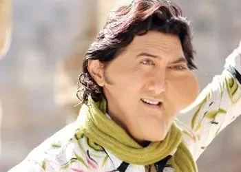 aamir khan retouché.jpg