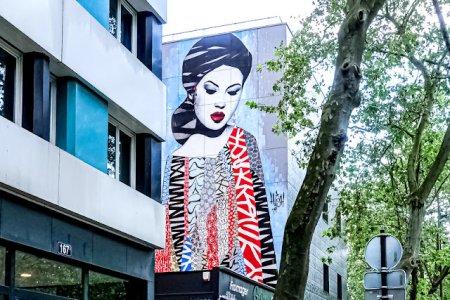 hush-geisha-boulevard-vincent-auriol- paris-13-street-art-1.JPG