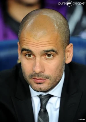 582627-pep-guardiola-sur-le-banc-du-fc-637x0-3.jpg