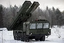 220px-Ураган-1М_-_Тренировка_курсантов_Михайловской_военной_артиллерийской_академии_02.jpg