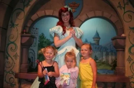not-a-little-princess-21592-1307983847-8.jpg