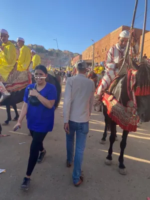 aya-too-close-to-the-horses.png