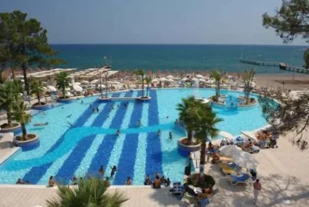 piscine-marmara-kimeros-village_1800_pghd.jpg