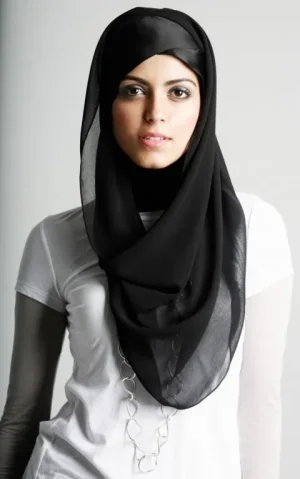 Latest-Islamic-Hijab-Veil-Fashion-Trends-2013-In-Muslim-Girls-001.jpg