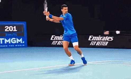 novak-djokovic-forehand.gif