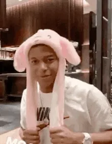 Mbappé lapin.gif