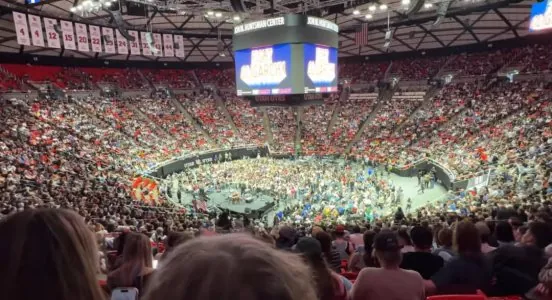 Bernie Sander meeting.jpg