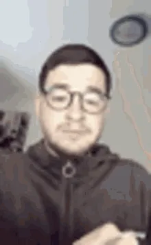 valoudeaf-valentindeaf.gif