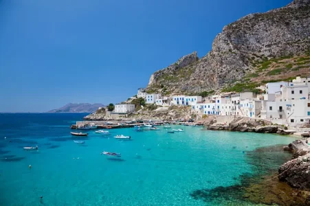 sicily_cnt_25feb10_istock_b.jpg