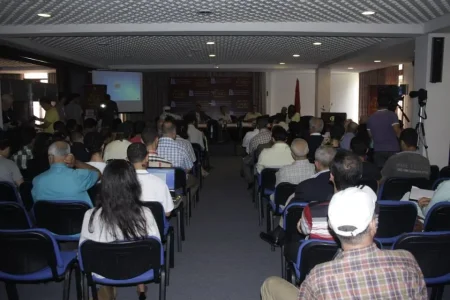 tanger debat.JPG