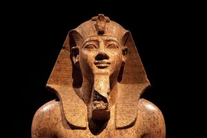 Amenhotep II Statue.jpg