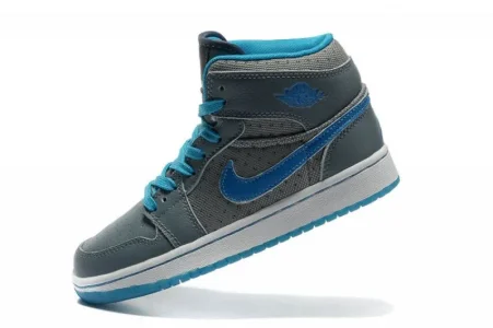 WMNS%20Air%20Jordan%201%20Phat%20Women%20Grey%20Jade.jpg