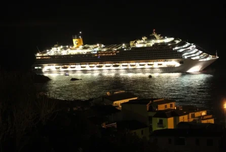 costa concordia la nuit.jpe