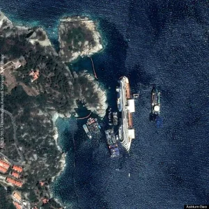 COSTA-CONCORDIA-FROM-SPACE-570.jpg