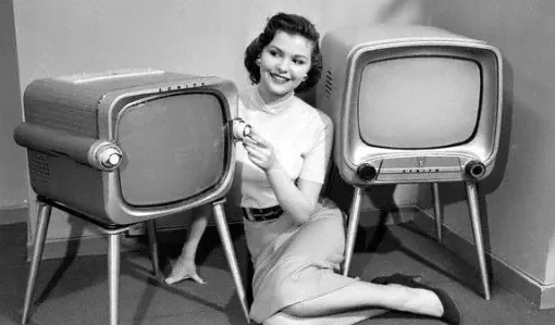 tele-ancienne nana.jpg