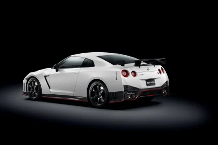 nissan-gtr-nismo-2014.jpg