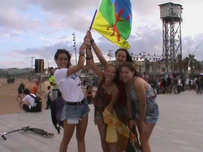 Amazigh flagga 1.jpg2.jpg