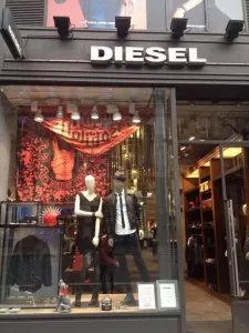 3470585_quenelle-by-diesel.jpg