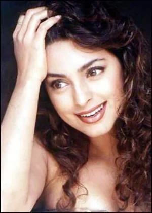 Juhi-Chawla-HD-Wallpaper-Gallery-Image-Photo-4.jpg