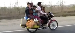Video-6-sur-une-moto-en-Inde.jpg