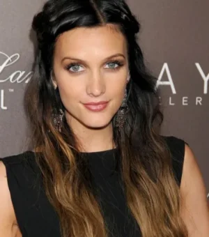 ashlee-simpson-adopte-l-ombre-hair-et-le-tie-and-dye_142961_w460.jpg