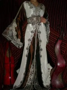 robe_710.jpg