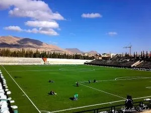 02-31378-ras-el-aioun-le-stade.jpg