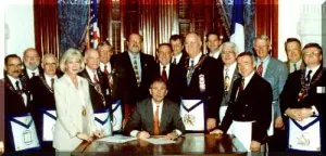 bush-masonic-texas.jpg