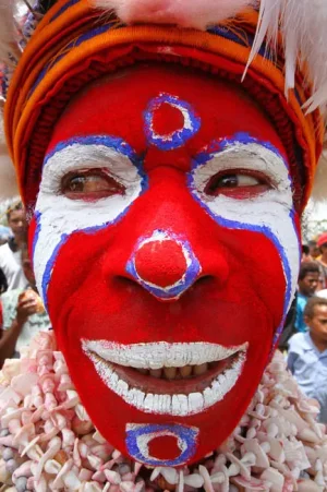 jeune-femme-papou-au-goroka-show-culture--42c583T650.jpg