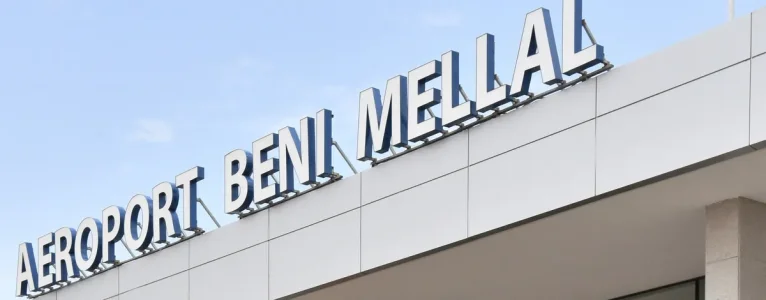 -Roi-inaugure-le-nouvel-a%C3%A9roport-de-Beni-Mellal,-d%E2%80%99un-co%C3%BBt-global-de-195,5-MDH.jpg