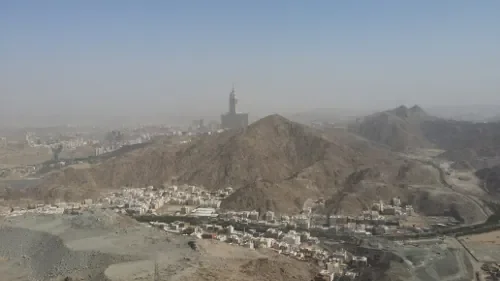vue-makkah-depuis-thawr.jpg