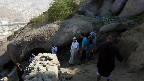 grotte-thawr-hijra-omra.jpg