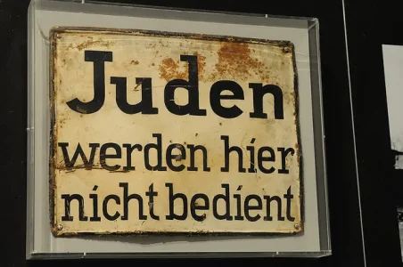 jews-not-allowed-sign.jpg