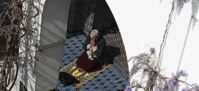 mosque.jpg