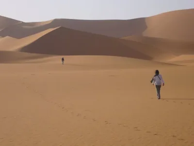69433_1663640154378_371849_n.jpg